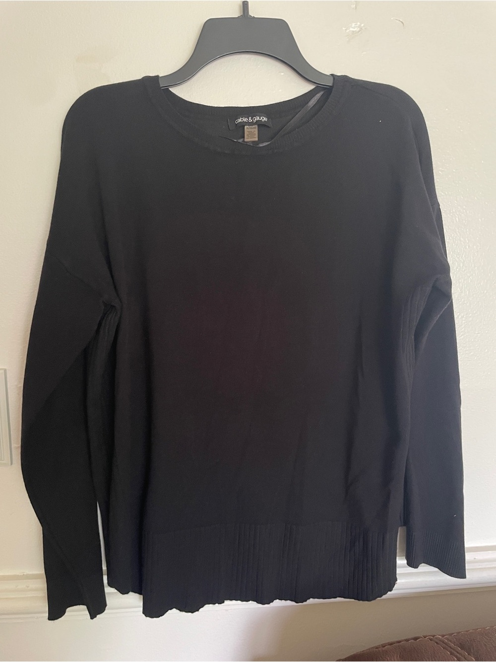 Cable & Gauge Black Scoop Crewneck Sweater